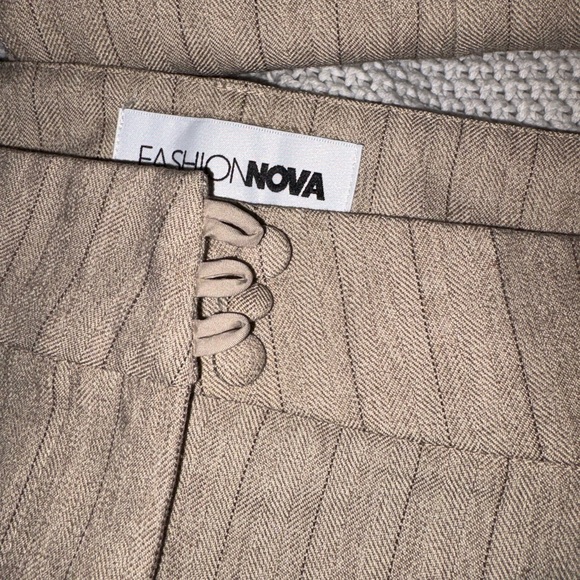 Beige Pinstripe office set - Picture 9 of 9